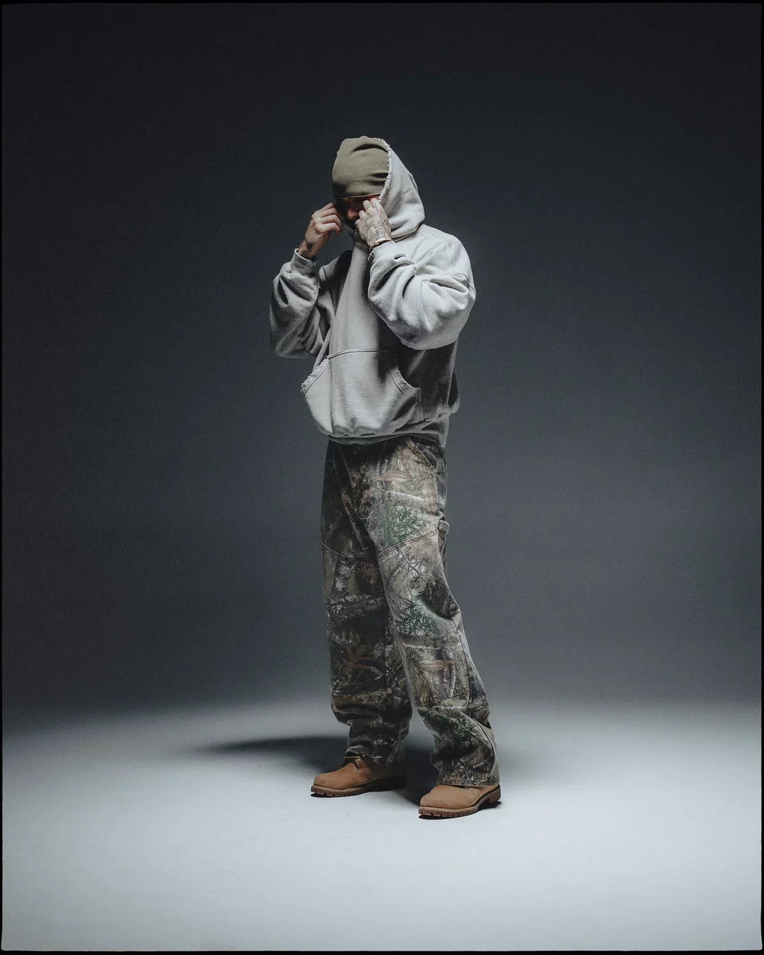Premium Streetwear vs Fast Fashion — Why What You Wear Actually Matters